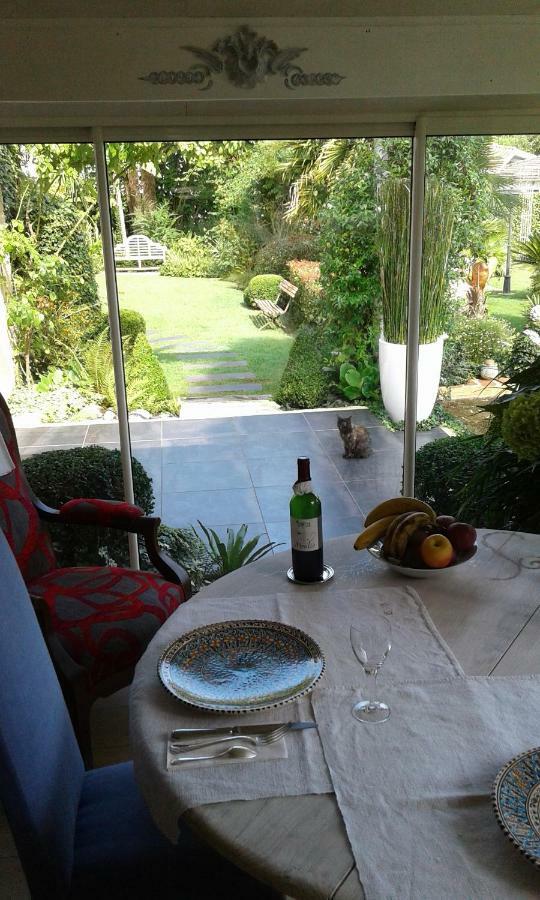 Cote jardin Hotel Hontanx Buitenkant foto